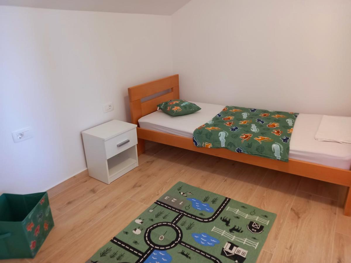 Apartman La Marija Prizba Exterior foto